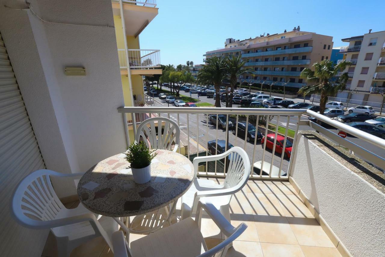 Costa Daurada Apartaments - Regueral 坎布里尔斯 外观 照片