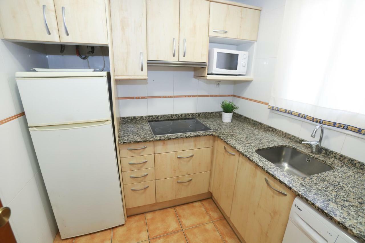 Costa Daurada Apartaments - Regueral 坎布里尔斯 外观 照片
