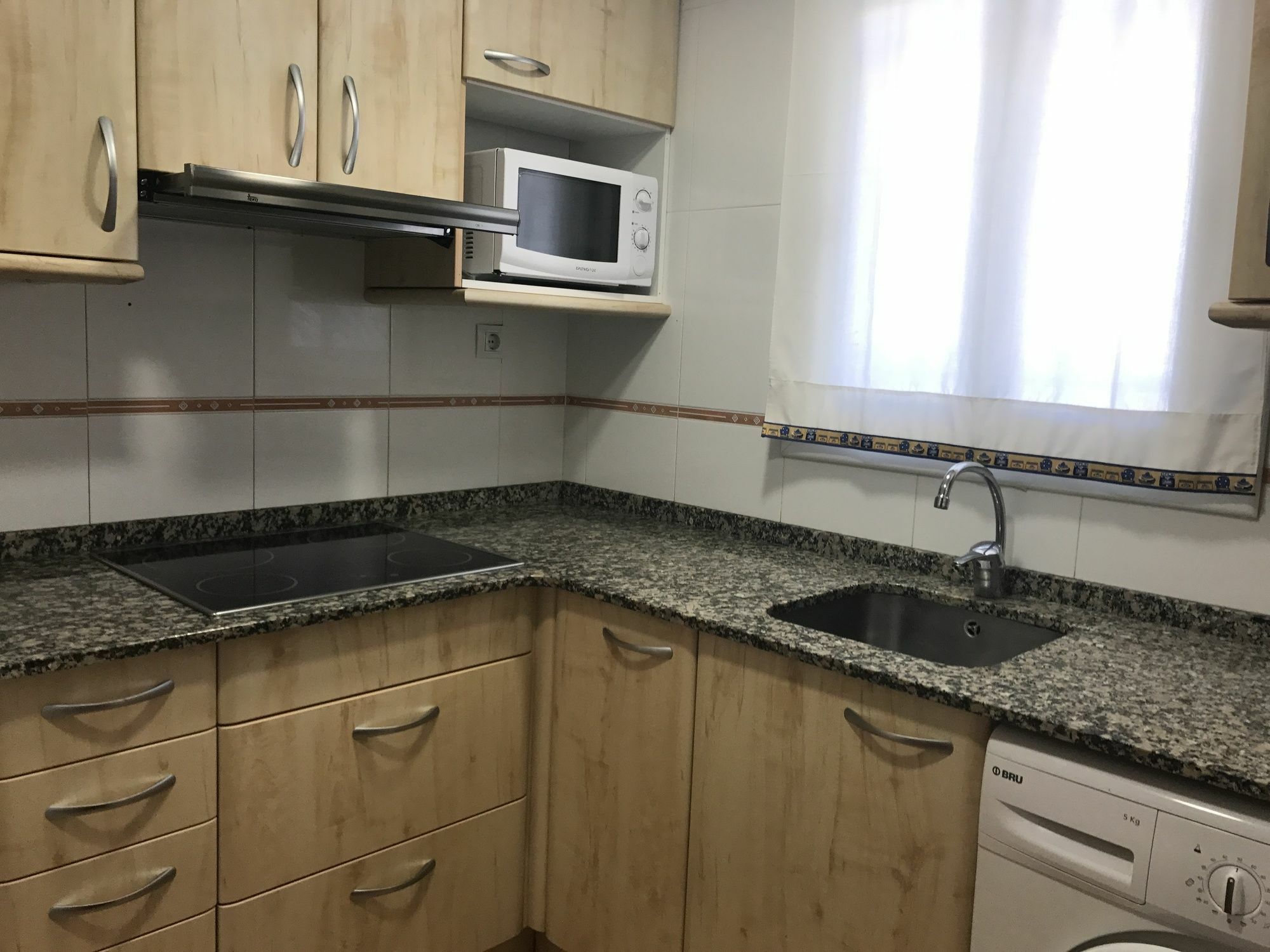 Costa Daurada Apartaments - Regueral 坎布里尔斯 外观 照片